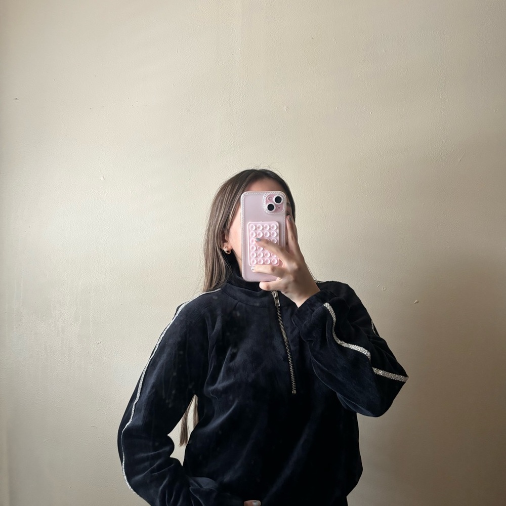 Black Velvet  sequin  sleeves Sweatshirt
